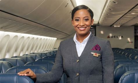 delta flight attendant wings